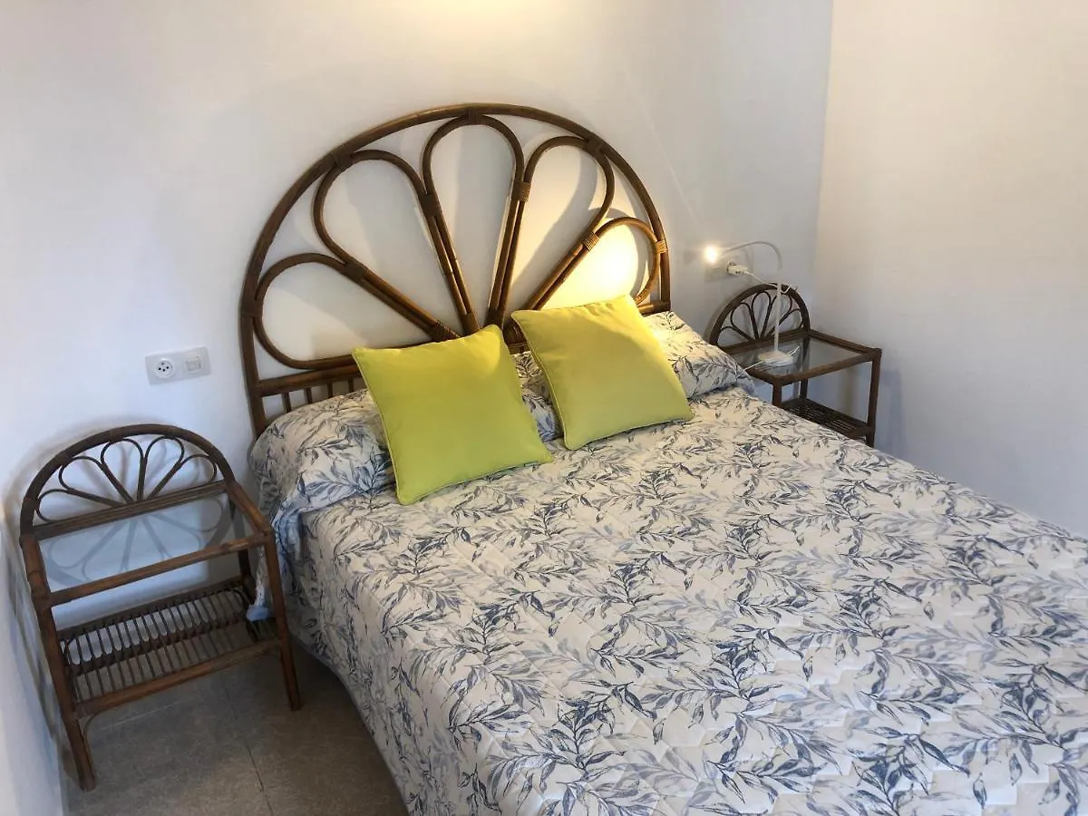 Casa Mar Con Patio En Playa De Сон-Серра-де-Марина